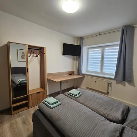 Centro - Bis 9 Gaeste Apartment Plauen
