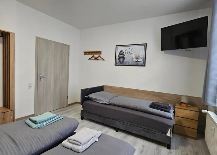 Centro - Bis 9 Gaeste Plauen